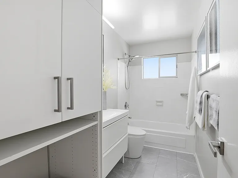 255 S Rengstorff Ave #2 — Photo 12