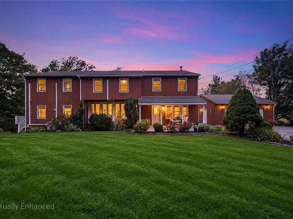 64 Mitchell St, Providence, RI 02907