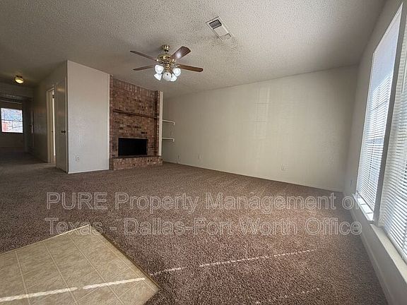 4th image of 423 Claire Ct