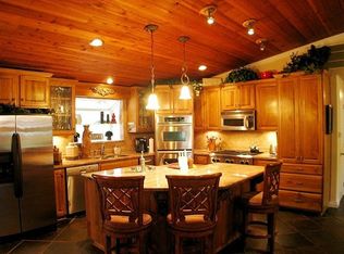 2304 Galice Rd, Merlin, OR 97532