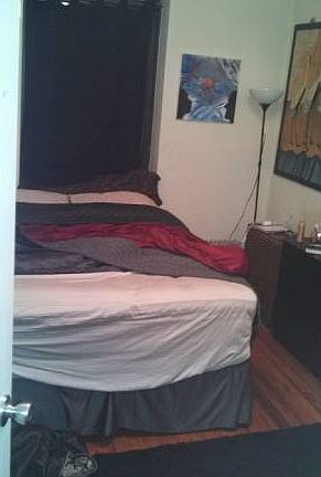 3rd image of 3042 30th St APT 3R