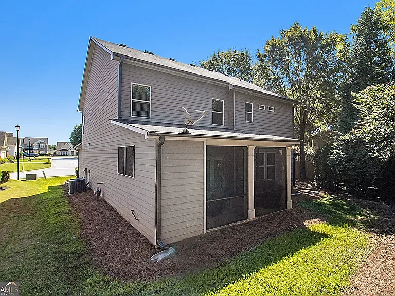 5964 Park Bend Ave — Photo 17
