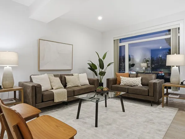 11434 71st Ave NW, Edmonton, AB T6G 0A7