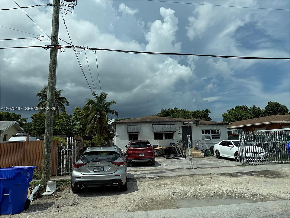 2nd image of 2651 NW 33rd St