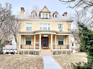 911 Clinton Springs Ave APT 1, Cincinnati, OH 45229