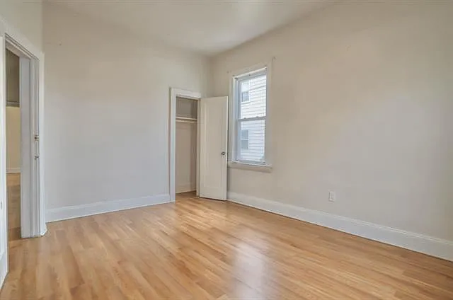 166 Saint Pauls Ave — Photo 20