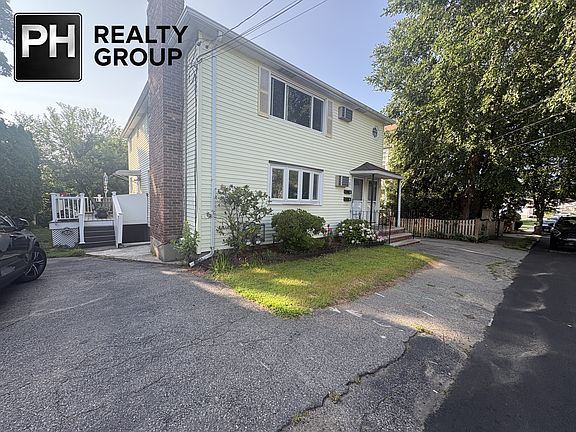 2nd image of 39-41 Townly Rd #1