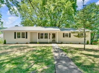 2 Howwen Cir, Johnson City, TN 37604