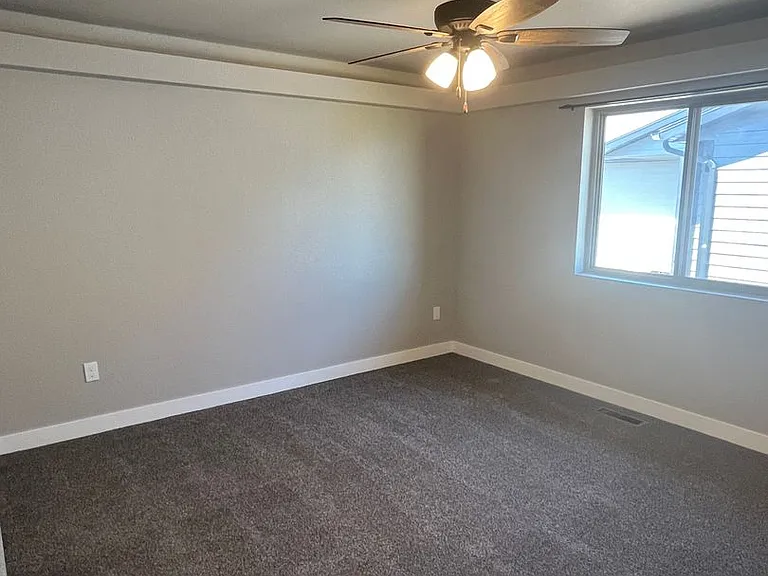652 Valor Ct — Photo 11