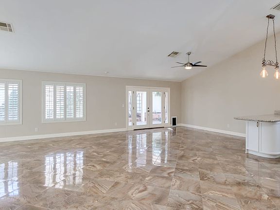 5th image of 113 Mint Orchard Dr