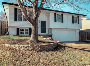 2721 NW 49th St, Lincoln, NE 68524