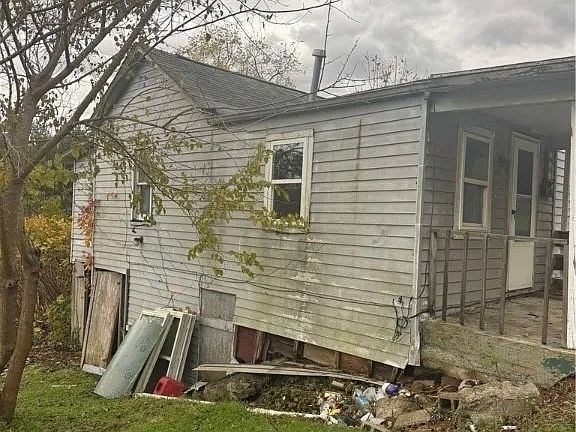 5th image of 110 Cove Dr