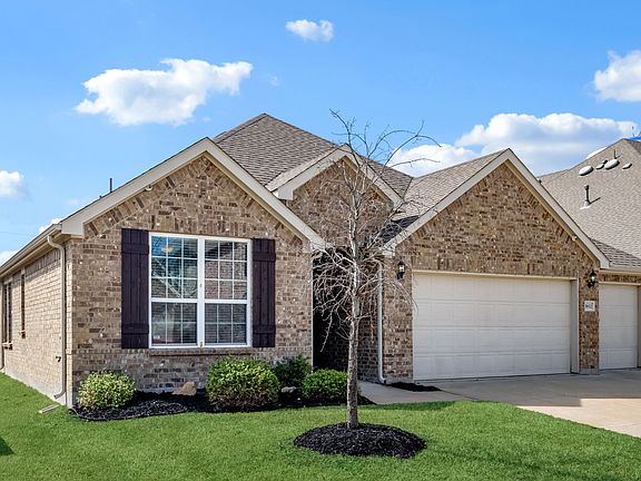 2nd image of 1612 Millican Ln