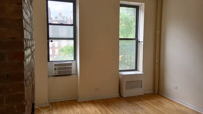 Rented by High Line NYC Realty Group | media 9