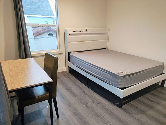 Room option #1