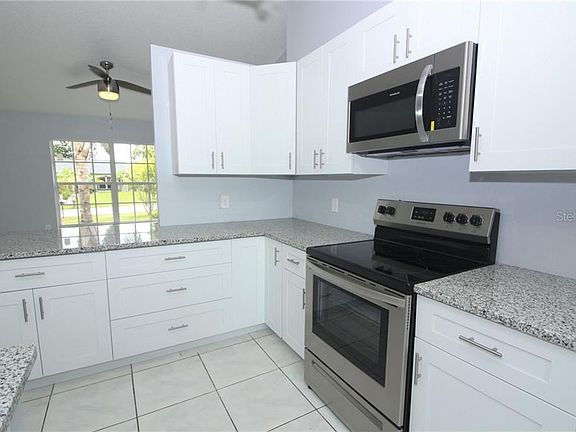 4th image of 1113 Treadway Dr
