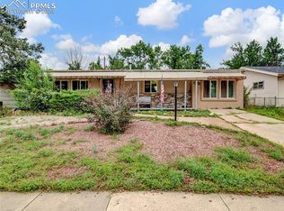 1208 Cumberland St, Colorado Springs, CO 80907