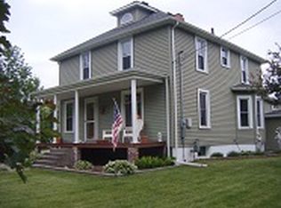 818 N Calumet Rd, Chesterton, IN 46304