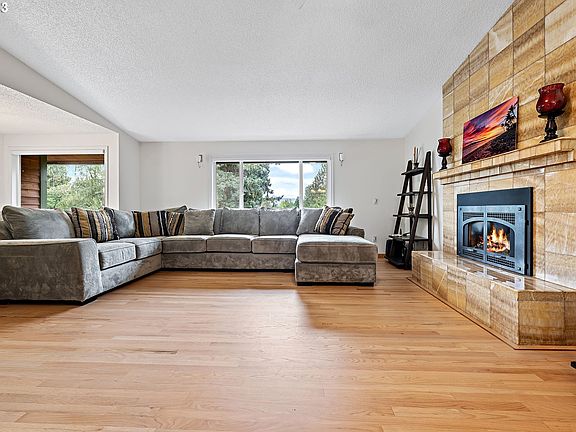 5th image of 13450 SW Village Glenn Ct