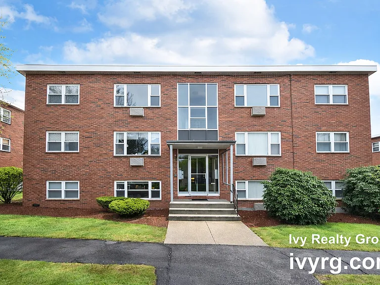 1105 Lexington St #7-3 — Photo 1