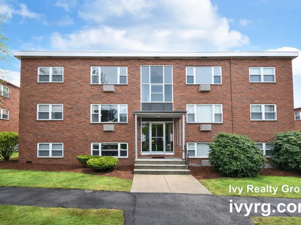 1105 Lexington St, Waltham, MA