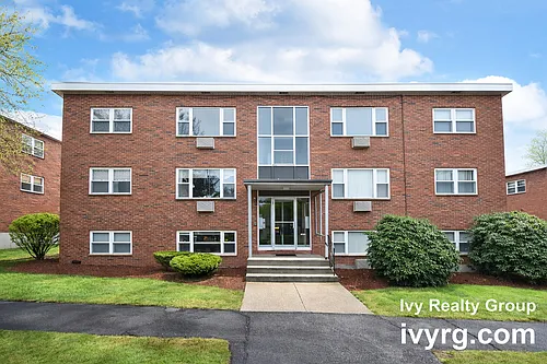 1105 Lexington St Photo 1