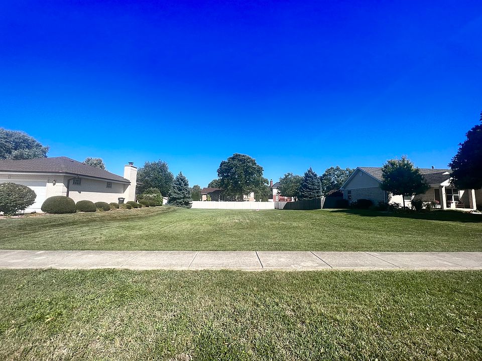 1st image of 1210 Ashford Ln