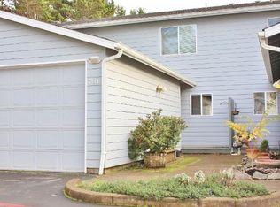 76 NW 33rd Pl, Newport, OR
