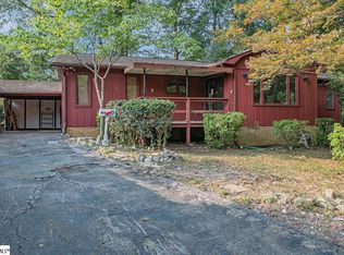 17 Ogden Dr, Greenville, SC 29617