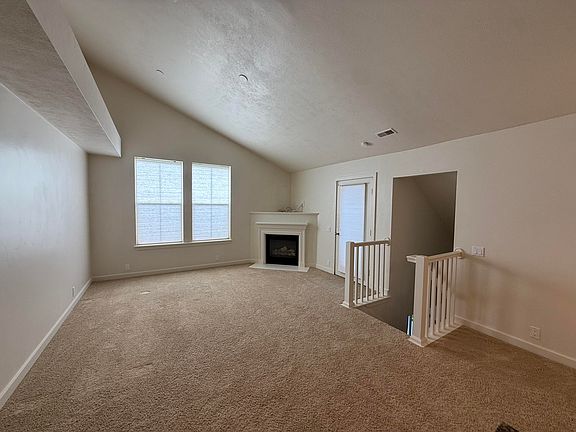 5th image of 1911 Copper Ranch Ln #E