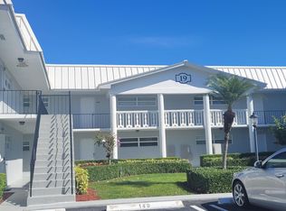 19 Colonial Club Dr APT 200, Boynton Beach, FL 33435