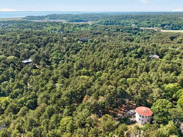 19 Old Bridge Road, Truro, MA 02666