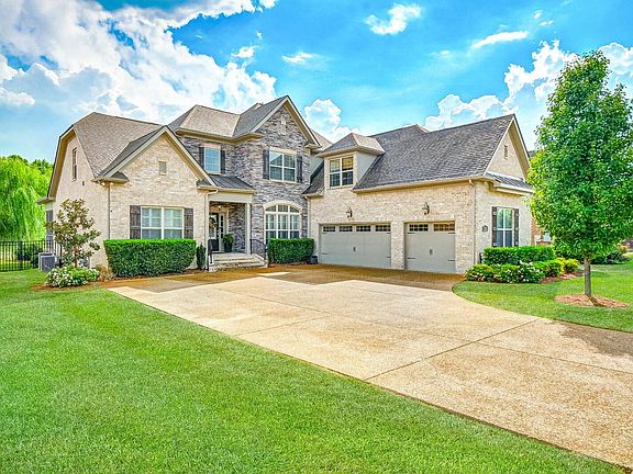 3rd image of 2149 Sugar Mill Dr