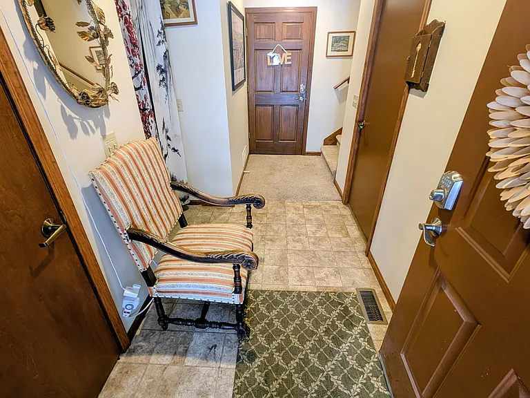 304 Brookside Ct #2 — Photo 2
