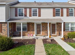 275 Murrays Ln, Pittsburgh, PA 15234