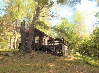 37 King Ln, Monmouth, ME 04259