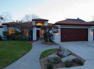 875 E Catalina Cir, Fresno, CA 93730