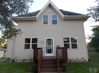 653 4th St NE, Mason City, IA 50401