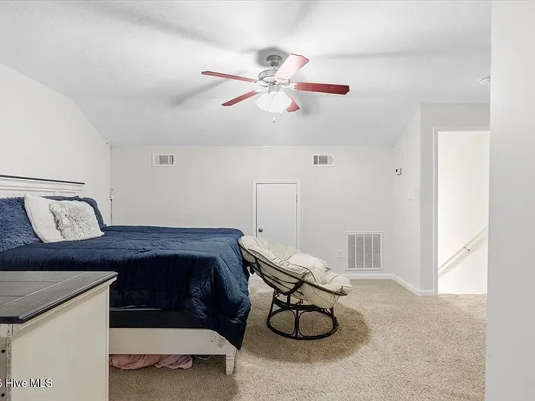 2047 Reserve Ln — Photo 25