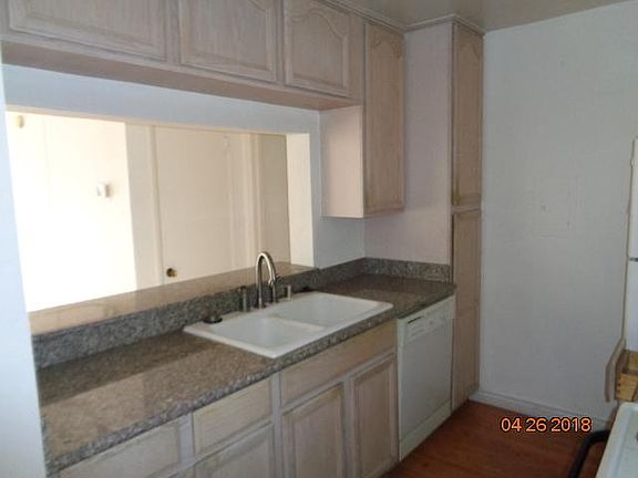 5th image of 5460 White Oak Ave Unit E214