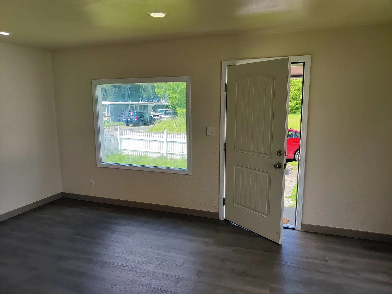 2 bed, 1163 sqft, $2,000 — Photo 3