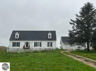 10435 Seventeen Mile Rd, Evart, MI 49631