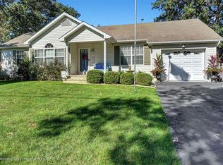 1520 Arient Rd, Forked River, NJ 08731