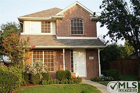 1st image of 1076 Leisure Ln