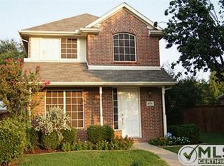 1076 Leisure Ln, Irving, TX 75063
