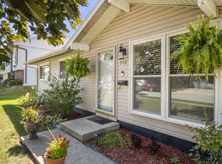 713 Yates Ave, Romeoville, IL 60446