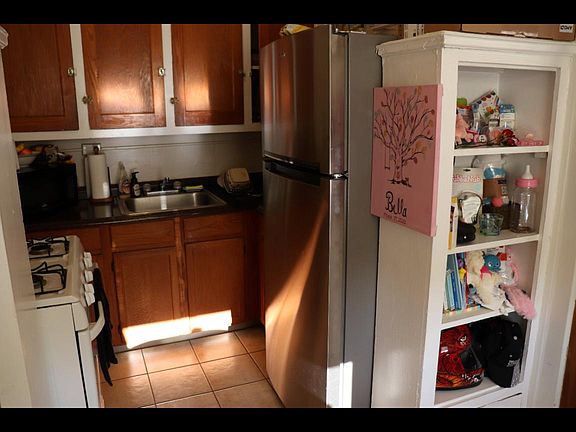 3rd image of 12228 Clifton Blvd APT 15