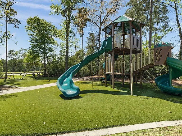 902 Falcon Hollow Ln — Photo 49