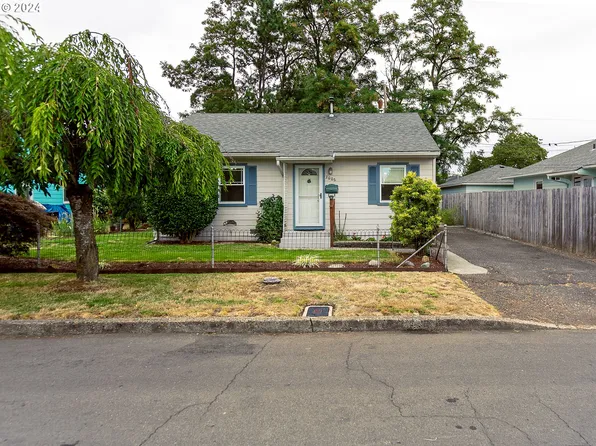 3006 E 28th St, Vancouver, WA 98661