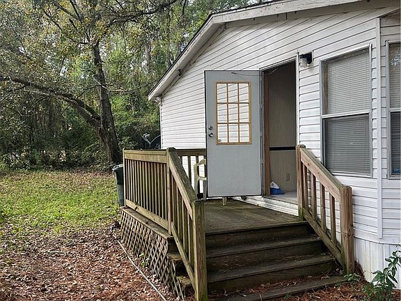 3rd image of 1515 Old Jesup Rd